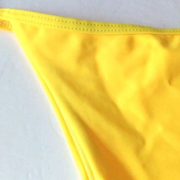 YELLOW HIGH-CUT STRING HIPSTER BIKINI BOTTOMS SIZE MEDIUM NWOT - Picture 3 of 6
